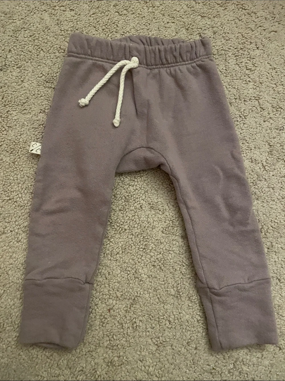 Childhood’s Clothing Two-Tone Gray & Lavender Kids Sweatsuit Set